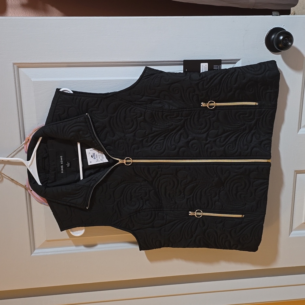Black vest, large